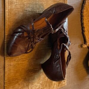 Women’s leather shoes by Gentle Souls